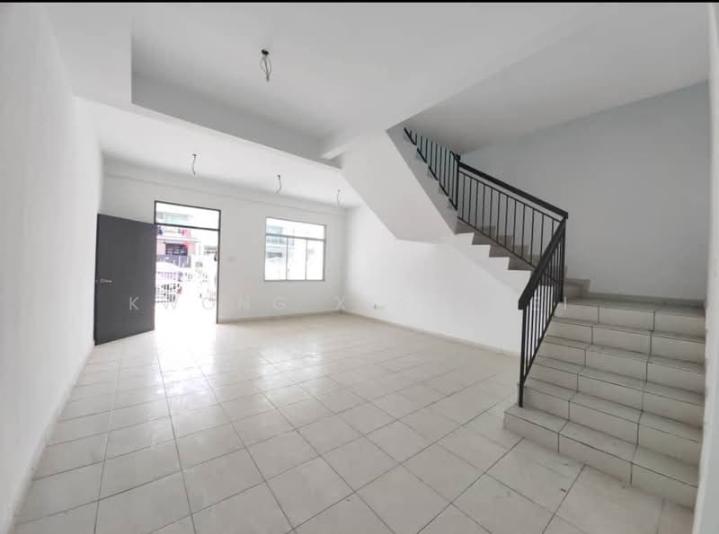 Rumah Teres 2 Tingkat untuk Dijual di Taman Scientex Rawang (Rawang) - Kwong Xiao Wei - Entrance - PropertyGuru.com.my