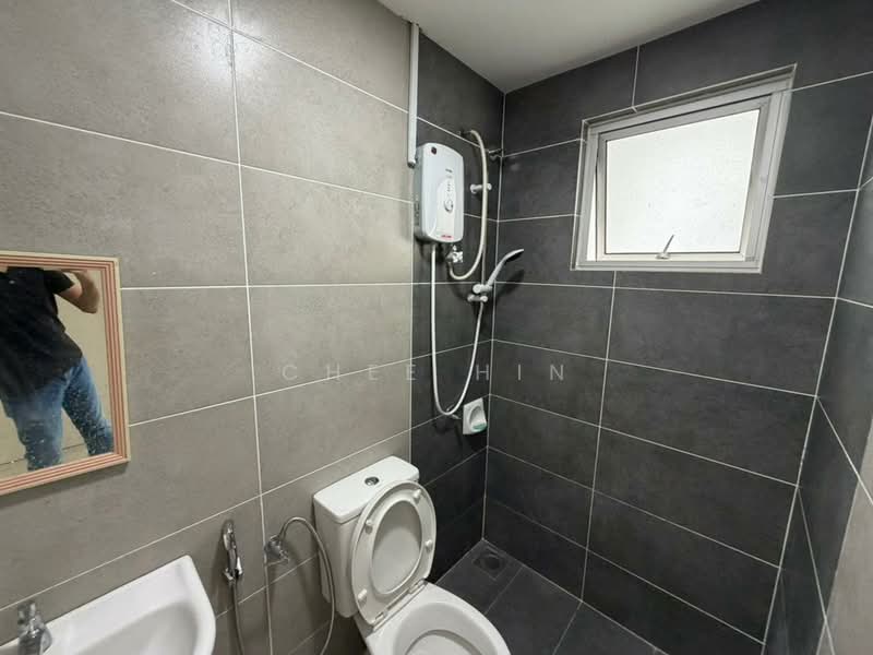 2-storey Terraced House for Rent in Bandar Puncak Alam (Puncak Alam) - Chee Hin - Bathroom - PropertyGuru.com.my