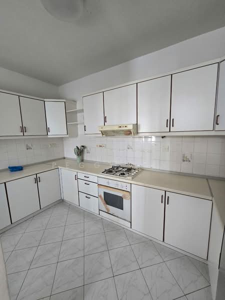 Kondominium untuk Disewa di Sri York Condominium - Peggy Tan - Kitchen - PropertyGuru.com.my