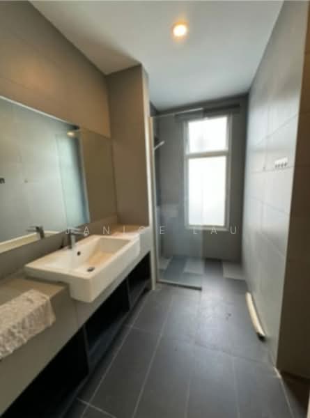 Rumah Teres 3 Tingkat untuk Dijual di Tropicana Heights (Kajang) - Janice Lau - Bathroom - PropertyGuru.com.my