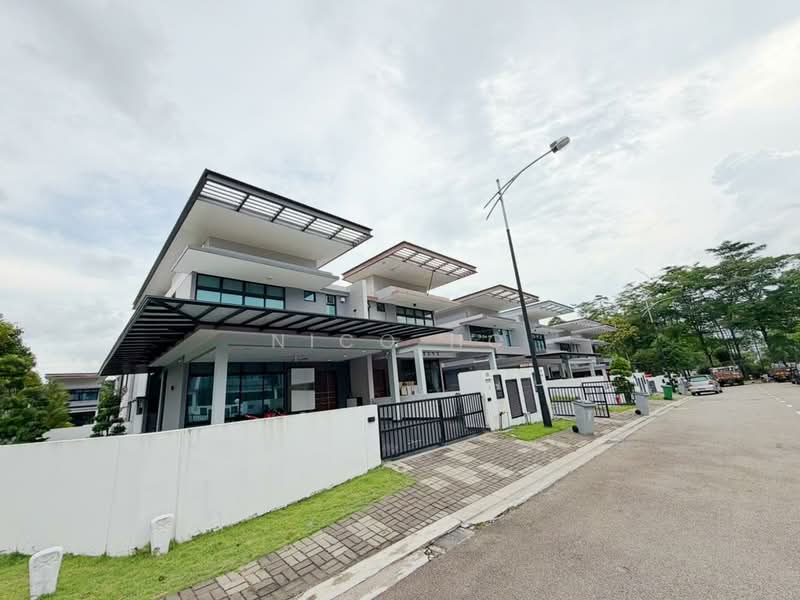 Cluster House for Sale in Taman Eco Cascadia (Tebrau) - Nico Ho - Exterior - PropertyGuru.com.my
