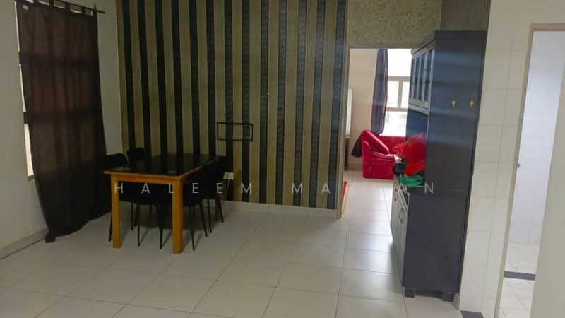 Service Residence for Sale at Domain 3 @ NeoCyber - Haleem Mazlan - Dining Room - PropertyGuru.com.my