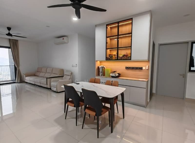 Kondominium untuk Dijual di Damansara Seresta - CH Ng - Living Room - PropertyGuru.com.my