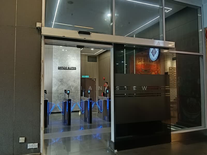 Pejabat untuk Disewa di Mont Kiara (Kuala Lumpur) - Vivian Siew - Entrance - PropertyGuru.com.my