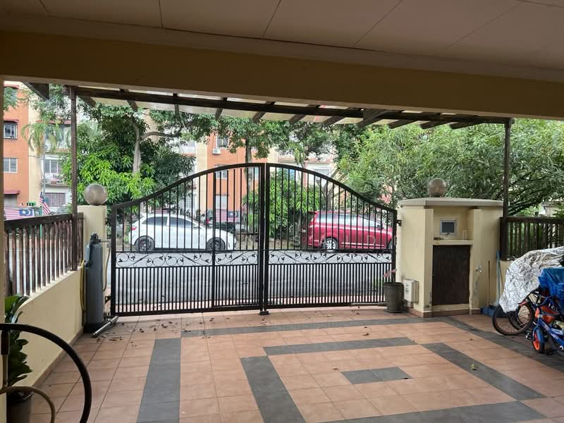 2-storey Terraced House for Sale in Usj 2 (Subang Jaya) - Shiqin Saidin - Exterior - PropertyGuru.com.my