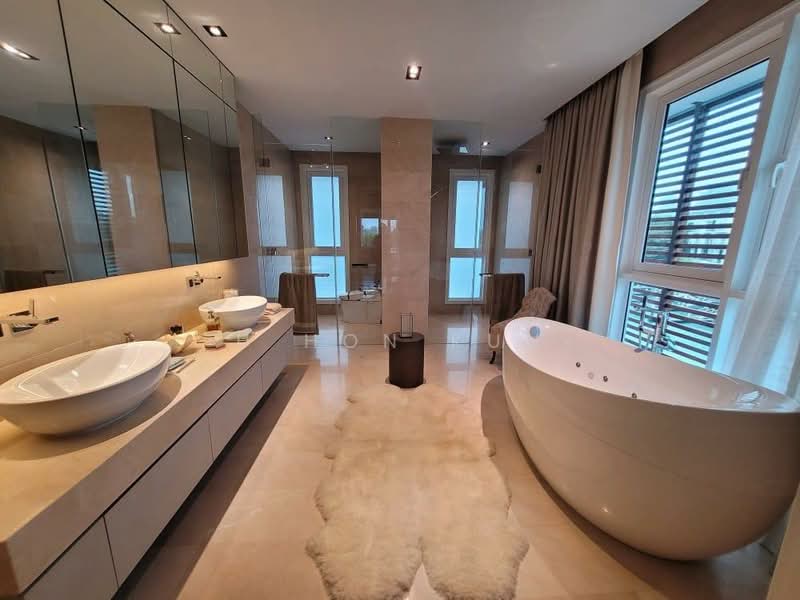 Bungalow for Rent in Johor Bahru (Johor) - U Hon Kun - Bathroom - PropertyGuru.com.my