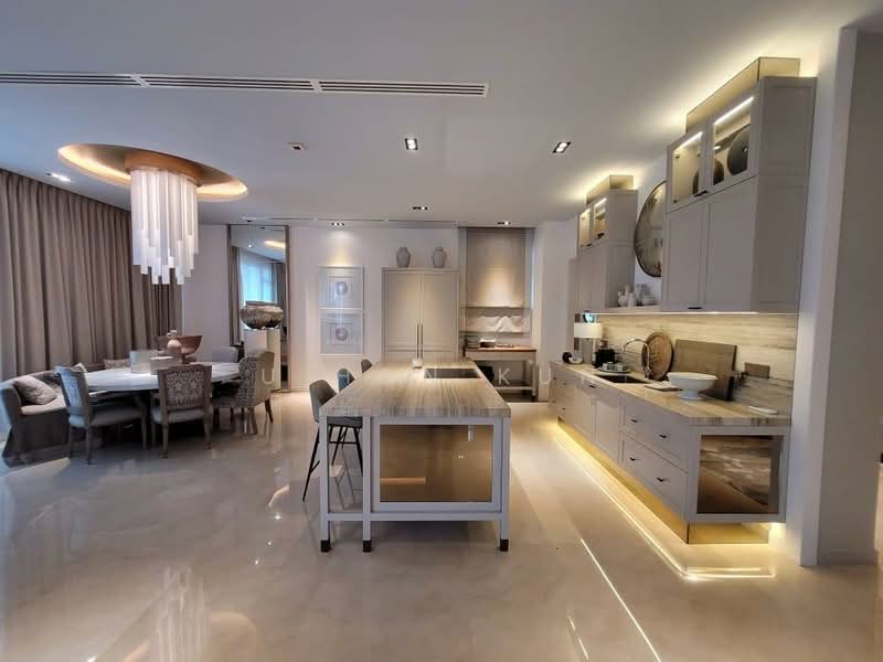 Bungalow for Rent in Johor Bahru (Johor) - U Hon Kun - Kitchen - PropertyGuru.com.my