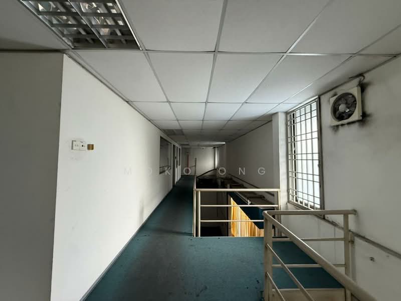 Kilang untuk Disewa di Kawasan Perindustrian Valdor (Sungai Bakap) - Moko Ong - Corridor - PropertyGuru.com.my