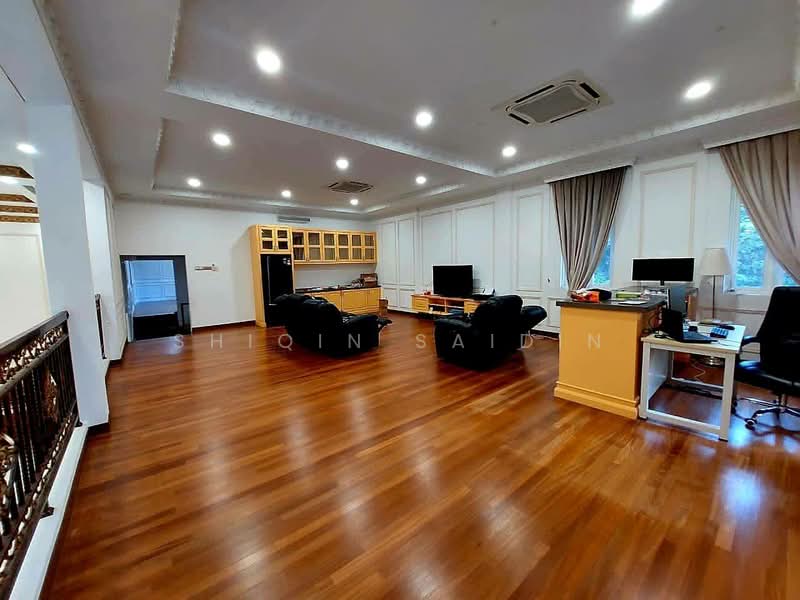 Bungalow for Sale in Bukit Jelutong (Shah Alam) - Shiqin Saidin - Living Room - PropertyGuru.com.my