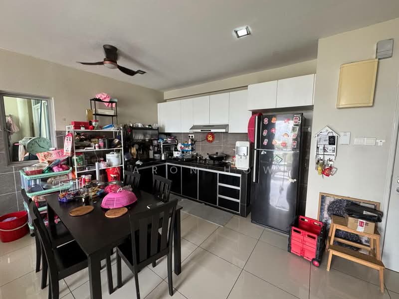 Condominium for Rent at The Aliff Residences (Alif Utama) - Aaron How - Kitchen - PropertyGuru.com.my