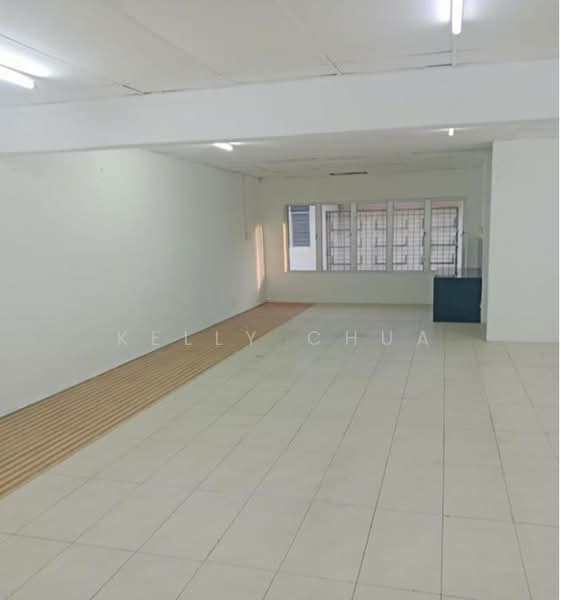Shop for Rent in Bukit Sentosa (Rawang) - Kelly Chua - Interior - PropertyGuru.com.my