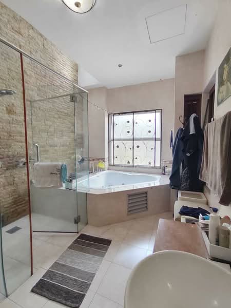 Semi-Detached House for Sale in Damansara Legenda (Petaling Jaya) - Margaret Than - Bathroom - PropertyGuru.com.my