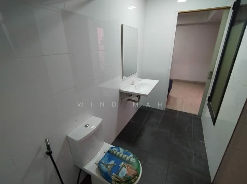 Service Residence for Rent at Halo Sunday @ Empire City - Wind Mah - Bathroom - PropertyGuru.com.my