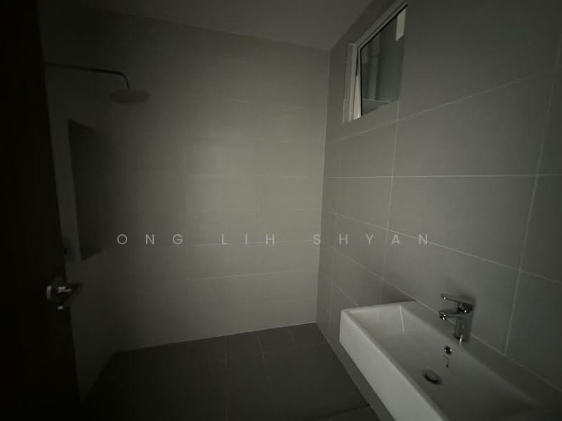 Servis Apartment untuk Dijual di TRELLIS RESIDENCES - Ong Lih Shyan - Bathroom - PropertyGuru.com.my