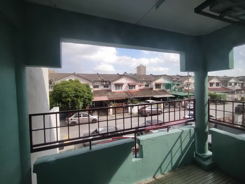 Rumah Teres 2 Tingkat untuk Disewa di Taman Sri Subang (Sunway) - Cheah Yee Soon - Balcony - PropertyGuru.com.my