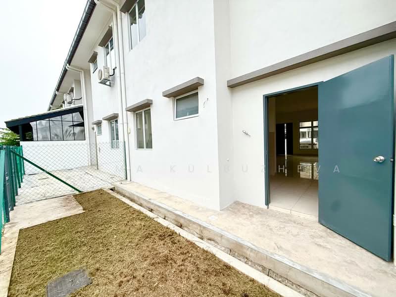Terraced House for Sale in Beranang (Selangor) - Zarema Kulbuzheva - Exterior - PropertyGuru.com.my