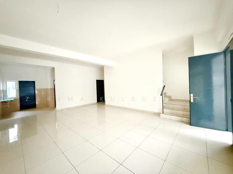 Terraced House for Sale in Beranang (Selangor) - Zarema Kulbuzheva - Interior - PropertyGuru.com.my