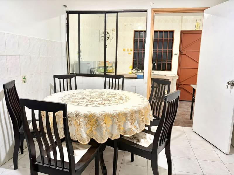 Rumah Teres 2 Tingkat untuk Disewa di Jementah (Johor) - Foo Jun Tao - PropertyGuru.com.my