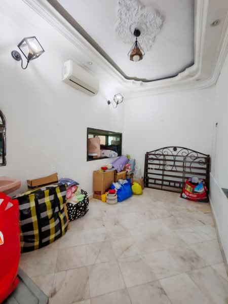 Rumah Teres 1 Tingkat untuk Dijual di Taman Johor Jaya (Johor Bahru) - Bess Wong - PropertyGuru.com.my