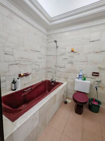 Rumah Teres 1 Tingkat untuk Dijual di Taman Johor Jaya (Johor Bahru) - Bess Wong - PropertyGuru.com.my