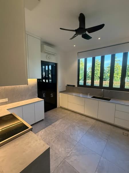 Rumah Berkembar untuk Dijual di Setia Alam (Selangor) - Jess Tee - Kitchen - PropertyGuru.com.my