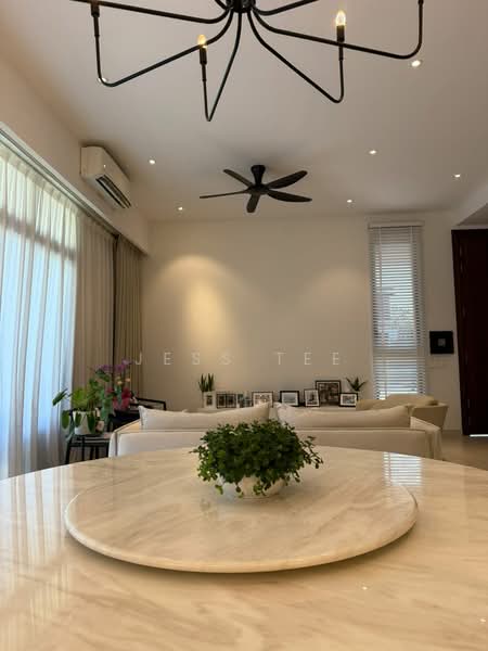 Rumah Berkembar untuk Dijual di Setia Alam (Selangor) - Jess Tee - Living Room - PropertyGuru.com.my