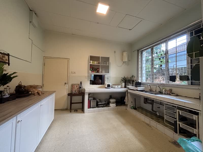 Rumah Banglo untuk Dijual di Keramat (Kuala Lumpur) - Joan Lee - Kitchen - PropertyGuru.com.my