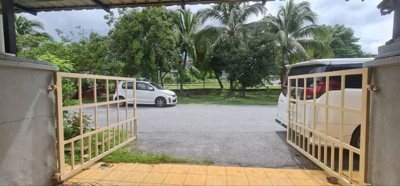 Rumah Teres 2 Tingkat untuk Disewa di Taman Bayu Permai (Rawang) - Rohani Daud - Exterior - PropertyGuru.com.my