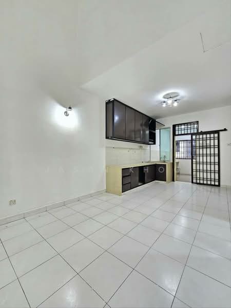 1.5-storey Terraced House for Sale in Skudai (Johor) - Jason Khoo - Kitchen - PropertyGuru.com.my