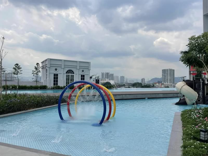 Servis Apartment untuk Disewa di Tuan 2egacy - Jan Tham - Pool - PropertyGuru.com.my