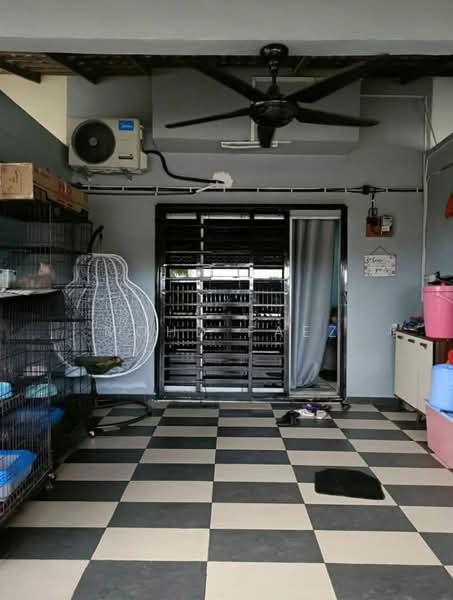 Rumah Teres 2 Tingkat untuk Dijual di Taman Scientex Pasir Gudang (Pasir Gudang) - Mohd Faez - Interior - PropertyGuru.com.my