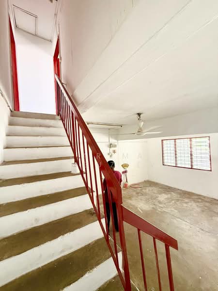 2-storey Terraced House for Sale in Taman Sri Semenyih (Semenyih) - Zarema Kulbuzheva - Interior - PropertyGuru.com.my