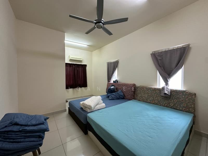 2.5-storey Terraced House for Sale in Taman Equine (Seri Kembangan) - Joan Lee - Bedroom - PropertyGuru.com.my