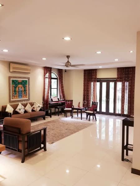 Rumah Berkembar untuk Dijual di Seksyen 13 (Shah Alam) - Nadrah Omar - PropertyGuru.com.my