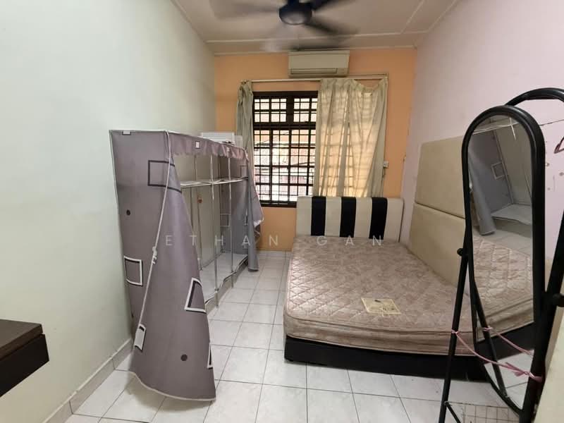 1.5-storey Terraced House for Sale in Taman Pelangi Indah (Ulu Tiram) - Ethan Gan - PropertyGuru.com.my