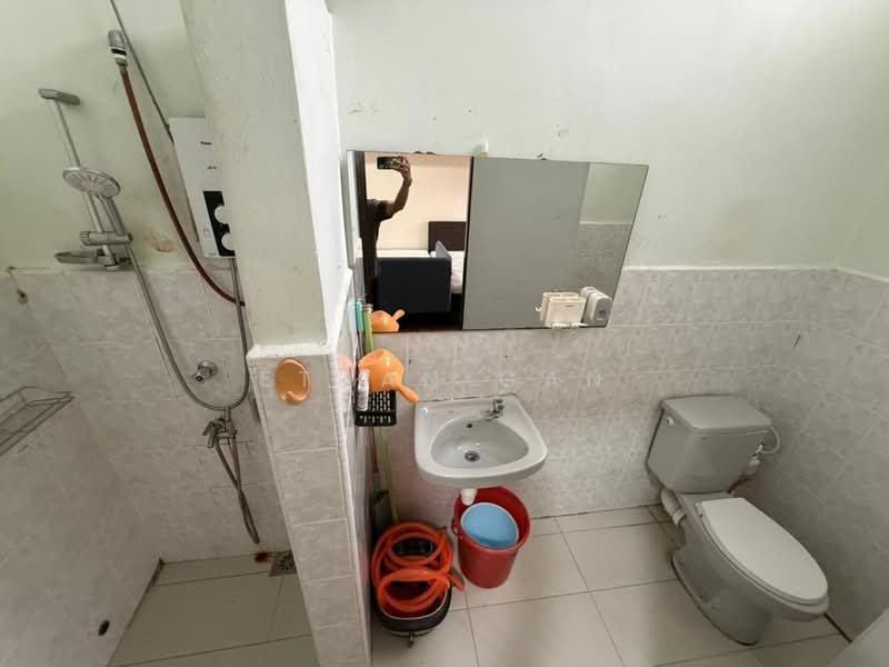 1.5-storey Terraced House for Sale in Taman Pelangi Indah (Ulu Tiram) - Ethan Gan - PropertyGuru.com.my