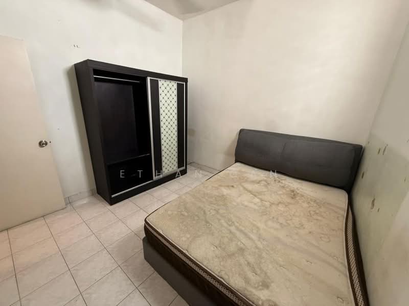 1.5-storey Terraced House for Sale in Taman Pelangi Indah (Ulu Tiram) - Ethan Gan - PropertyGuru.com.my