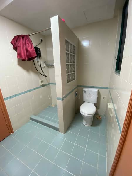 Condominium for Rent at The Straits View Condominium - Mavis Hew - Bathroom - PropertyGuru.com.my