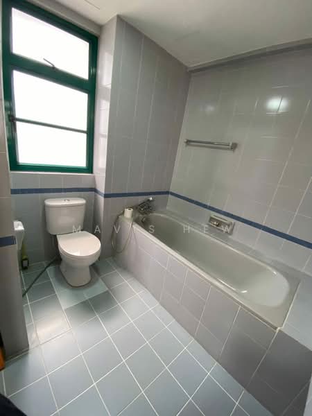 Condominium for Rent at The Straits View Condominium - Mavis Hew - Bathroom - PropertyGuru.com.my
