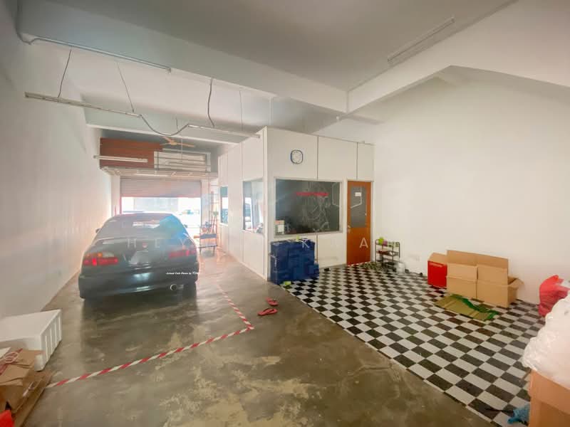 Shop for Rent in Seksyen U10 (Shah Alam) - Heylen Kwang - Interior - PropertyGuru.com.my