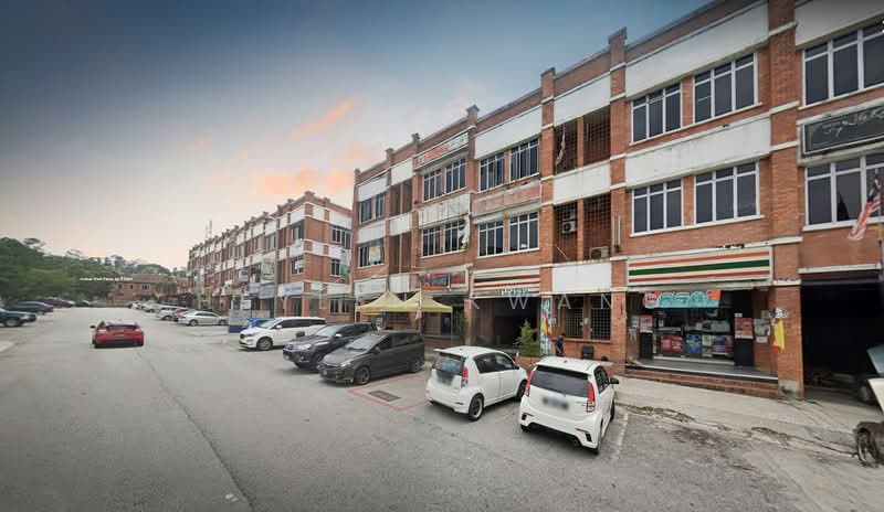 Shop for Rent in Seksyen U10 (Shah Alam) - Heylen Kwang - Exterior - PropertyGuru.com.my