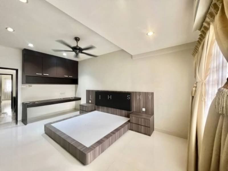 Rumah Teres 2 Tingkat untuk Dijual di Taman Sentosa (Johor Bahru) - Ong Lih Shyan - Bedroom - PropertyGuru.com.my