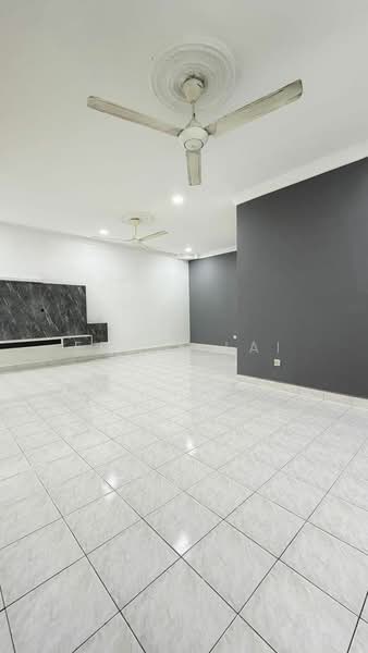 Rumah Teres untuk Dijual di Taman Mutiara Rini (Skudai) - Eddie Lai - Living Room - PropertyGuru.com.my