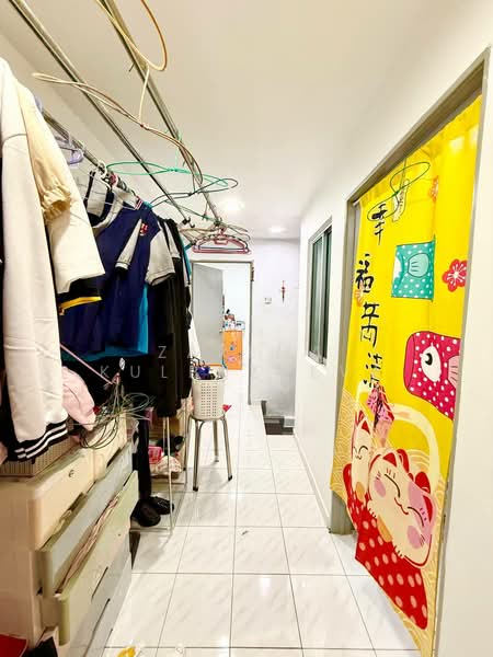 2-storey Terraced House for Sale in Taman Sri Semenyih (Semenyih) - Zarema Kulbuzheva - Corridor - PropertyGuru.com.my