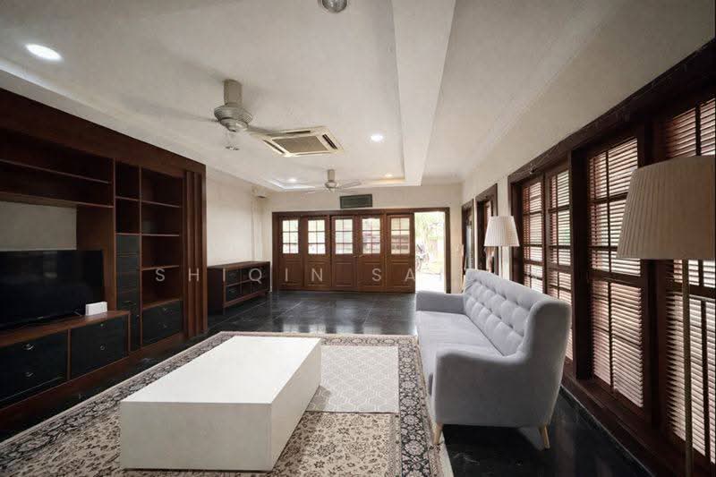 Rumah Banglo untuk Dijual di SS1 (Petaling Jaya) - Shiqin Saidin - Living Room - PropertyGuru.com.my