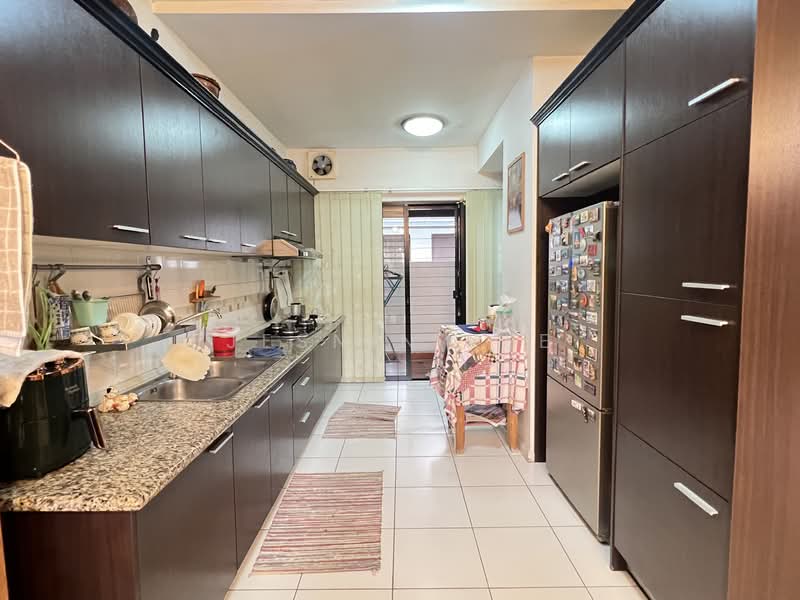 3-storey Terraced House for Sale in Taman Tasik Damai (Sungai Besi) - Jesnin Kee - PropertyGuru.com.my