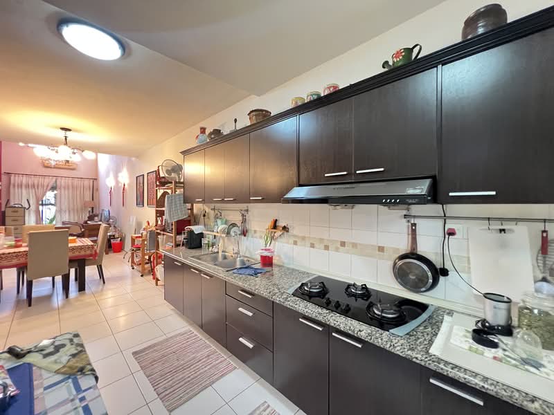 3-storey Terraced House for Sale in Taman Tasik Damai (Sungai Besi) - Jesnin Kee - PropertyGuru.com.my