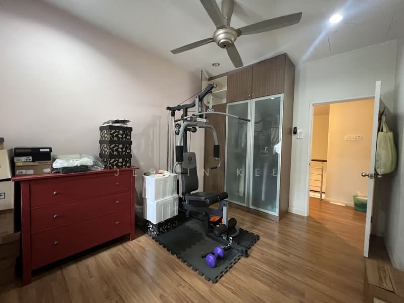 3-storey Terraced House for Sale in Taman Tasik Damai (Sungai Besi) - Jesnin Kee - PropertyGuru.com.my