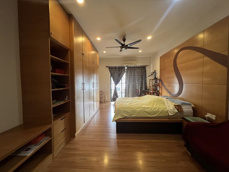 3-storey Terraced House for Sale in Taman Tasik Damai (Sungai Besi) - Jesnin Kee - PropertyGuru.com.my