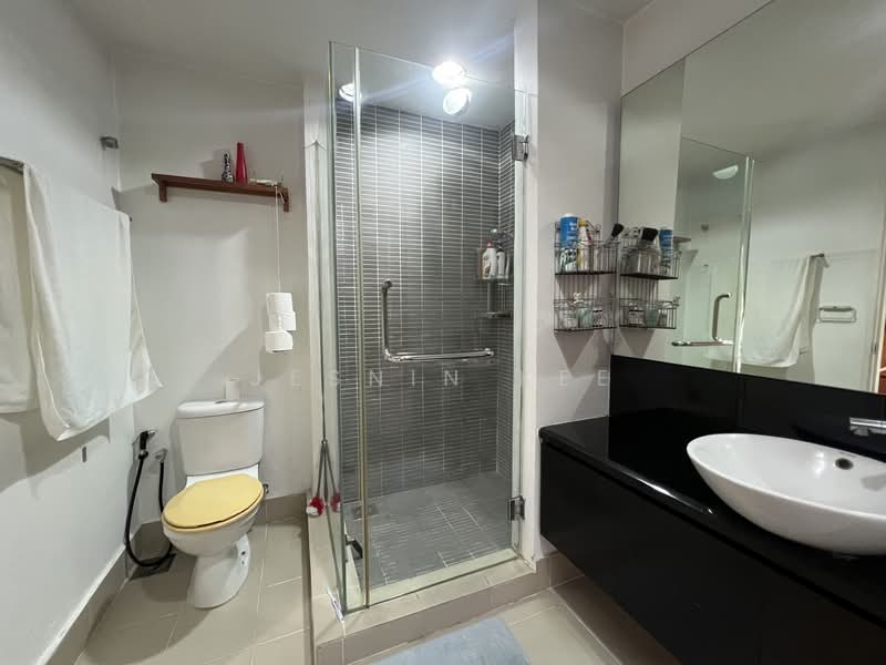 3-storey Terraced House for Sale in Taman Tasik Damai (Sungai Besi) - Jesnin Kee - PropertyGuru.com.my
